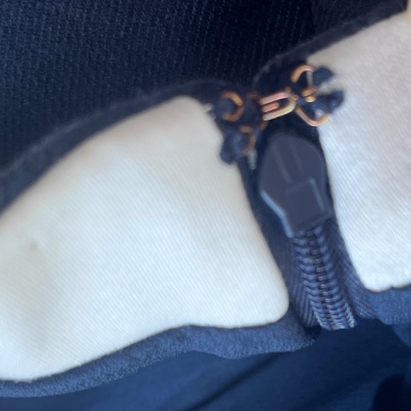 Juicy Couture Mini Skirt, Navy / White, Size 2 - Picture 10 of 13